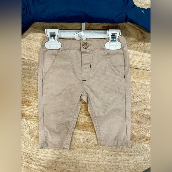 Baby Outfit - Picture 2 of 4